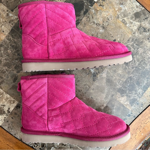 Authentic UGG Pink Leather Arden Boots - Picture 4 of 14